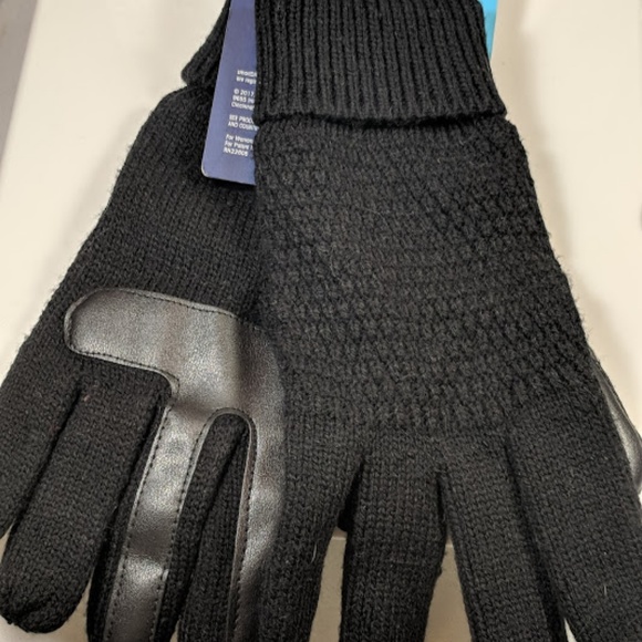 Isotoner Signature Women’s Cable-Knit Gloves - Picture 2 of 5